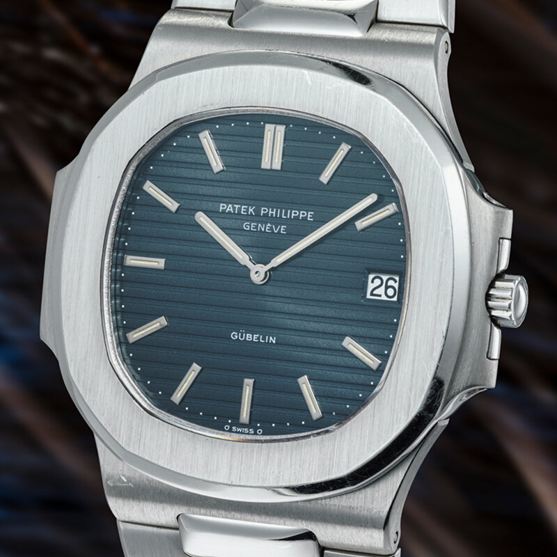 Часы Patek Philippe Nautilus Jumbo Ref. 3700/1 в платиновом корпусе с индикатором даты