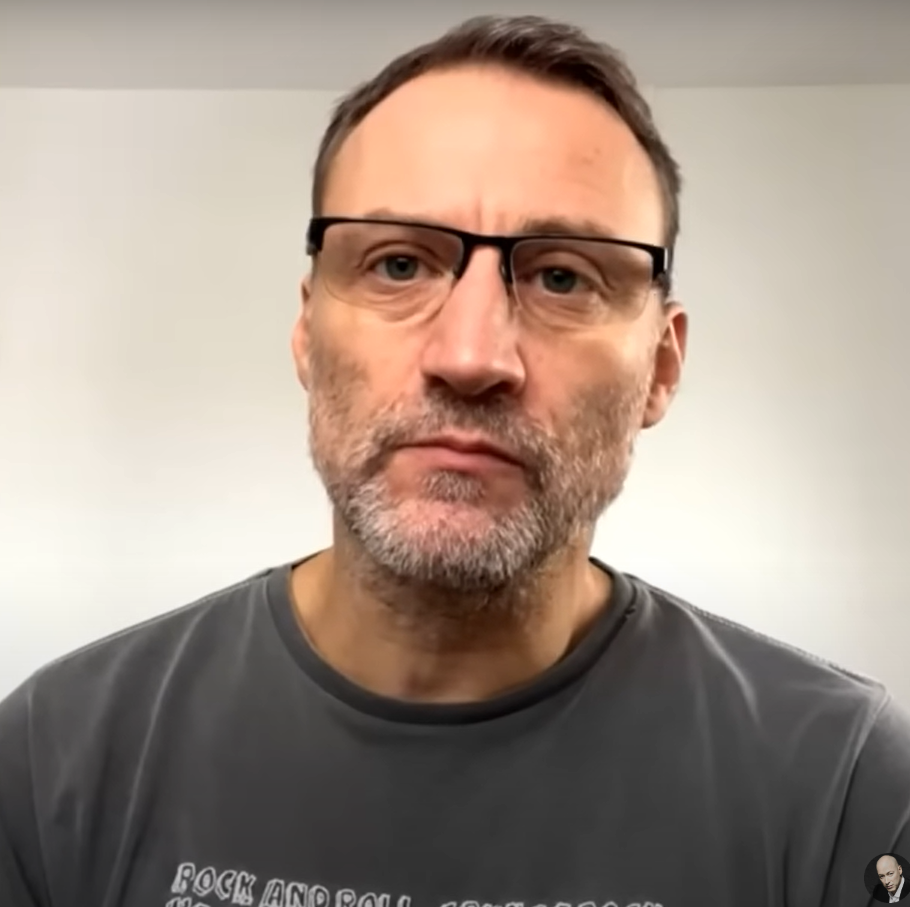 Кадр с ютуб