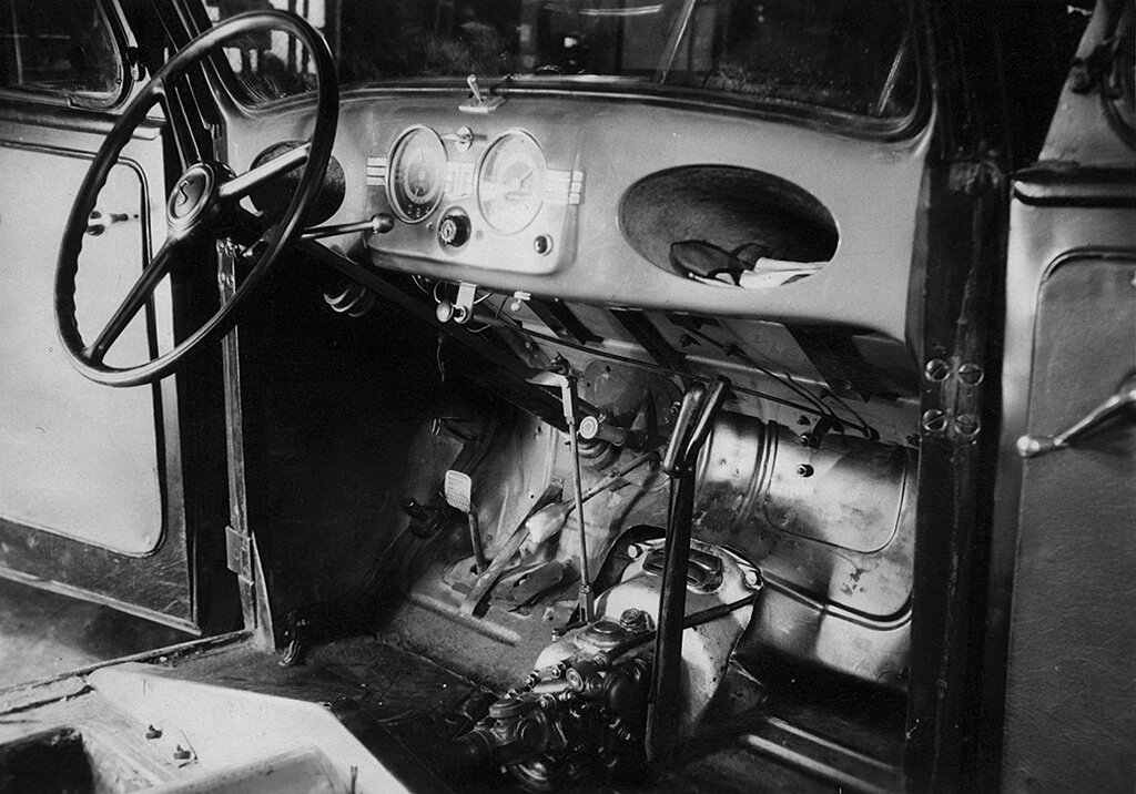 Опытный образец «Москвича-400» с автоматической коробкой передач, сделанной в Германии