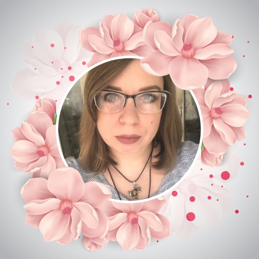 Решила фото упаковать в красивую рамочку, я же девочка, почему бы и да?