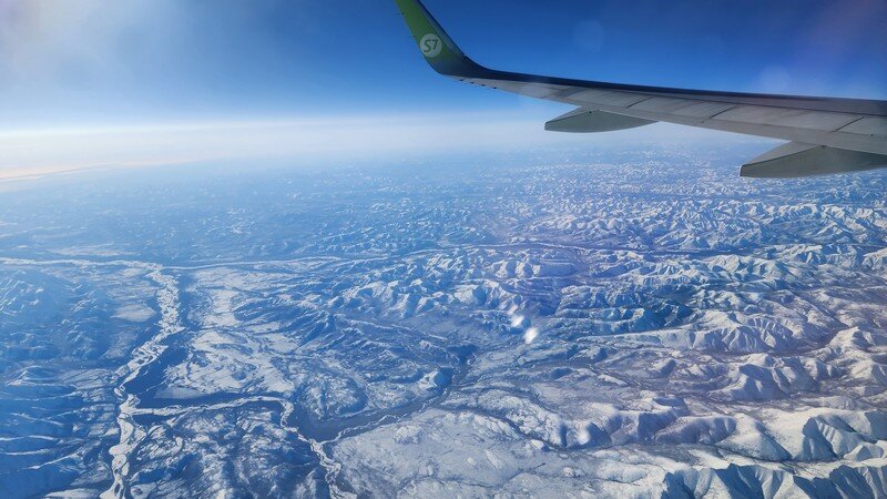    Отправляясь на Камчатку старайтесь сесть у окна. Оно того стоит Фото: «АиФ-Урал»/ Евгений Лобанов