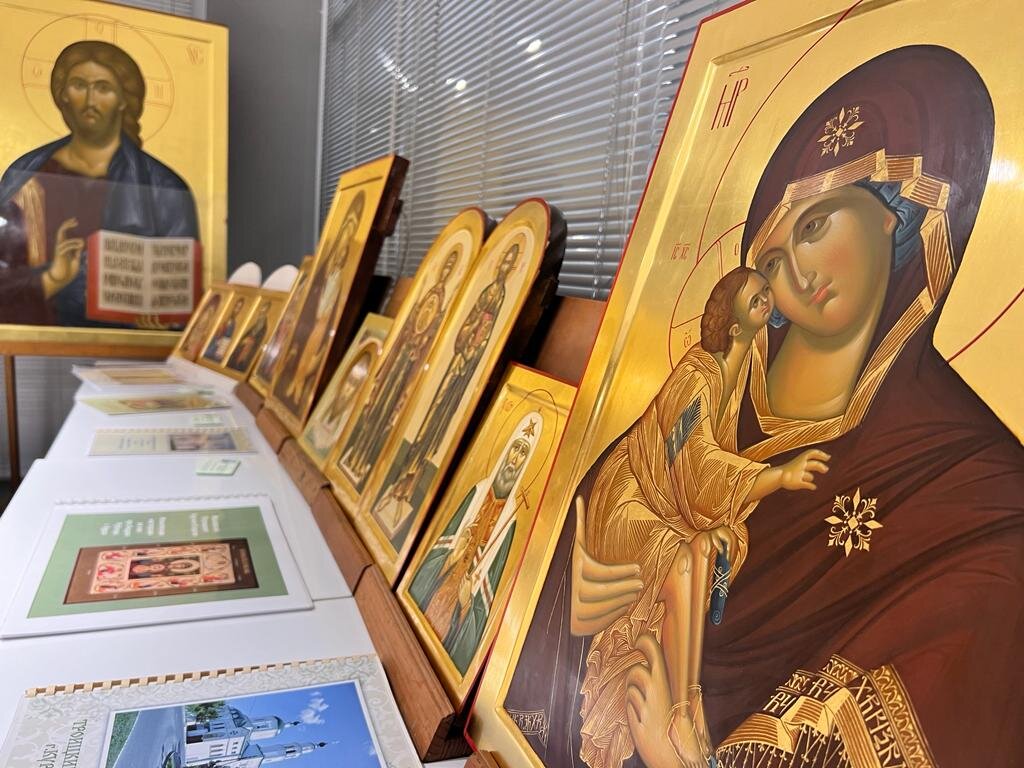 Листайте вправо, чтобы увидеть больше изображений