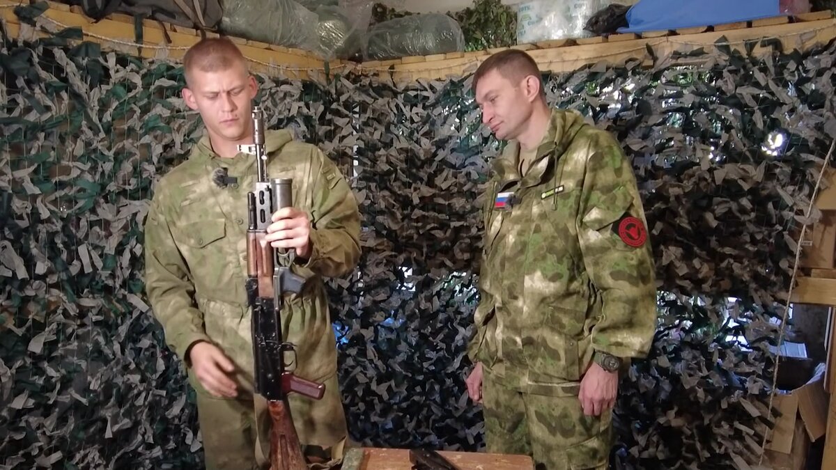    Югорчане поздравят военнослужащих с Днем Героев Отечества