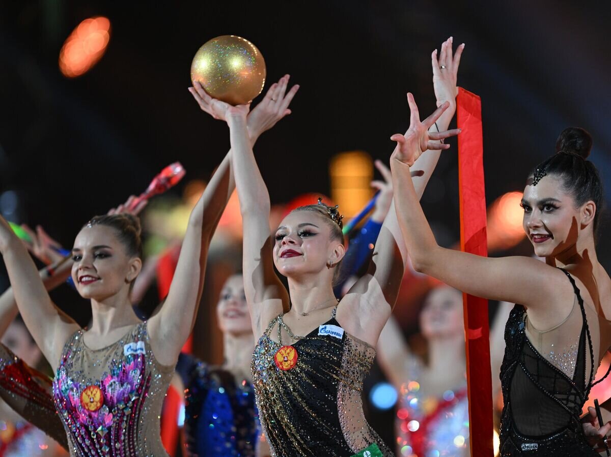 Арина Аверина булавы 2017