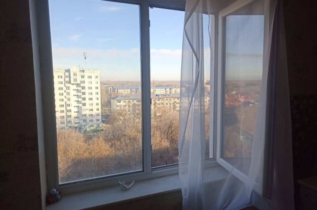    Омская прокуратура контролирует проверку по факту падения ребёнка с 9 этажа
