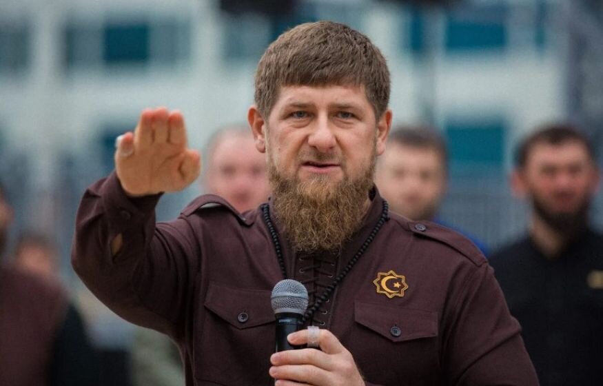    Кадыров запретил думать на русском языке