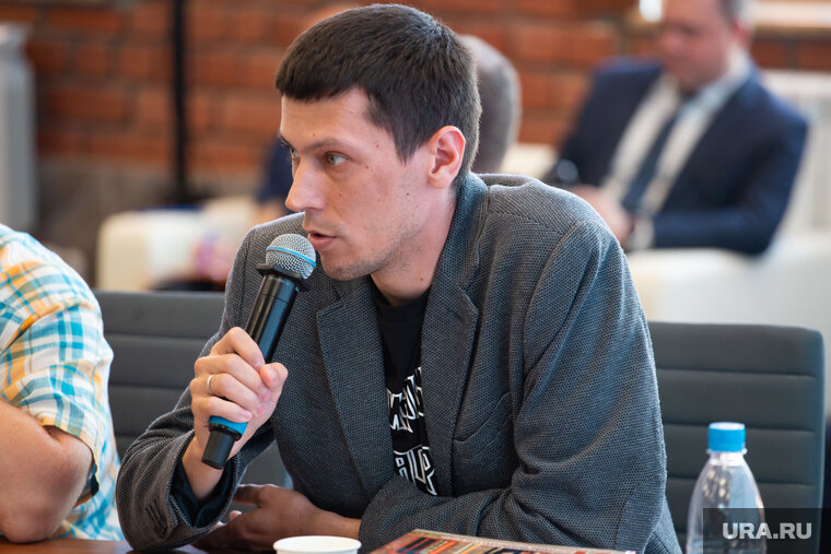    Последний раз штраф за дискредитацию получил главред издания Владислав Постников