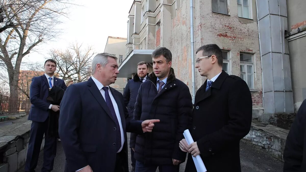     В течение восьми лет на расселение аварийных домов в Ростовской области потратят 15 миллиардов рублей, рассказали в правительстве региона.