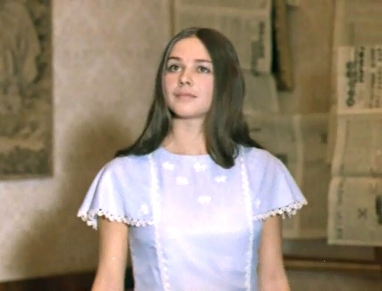 Клара Белова в к/ф "Фантазии Веснухина" реж. Валерий Харченко