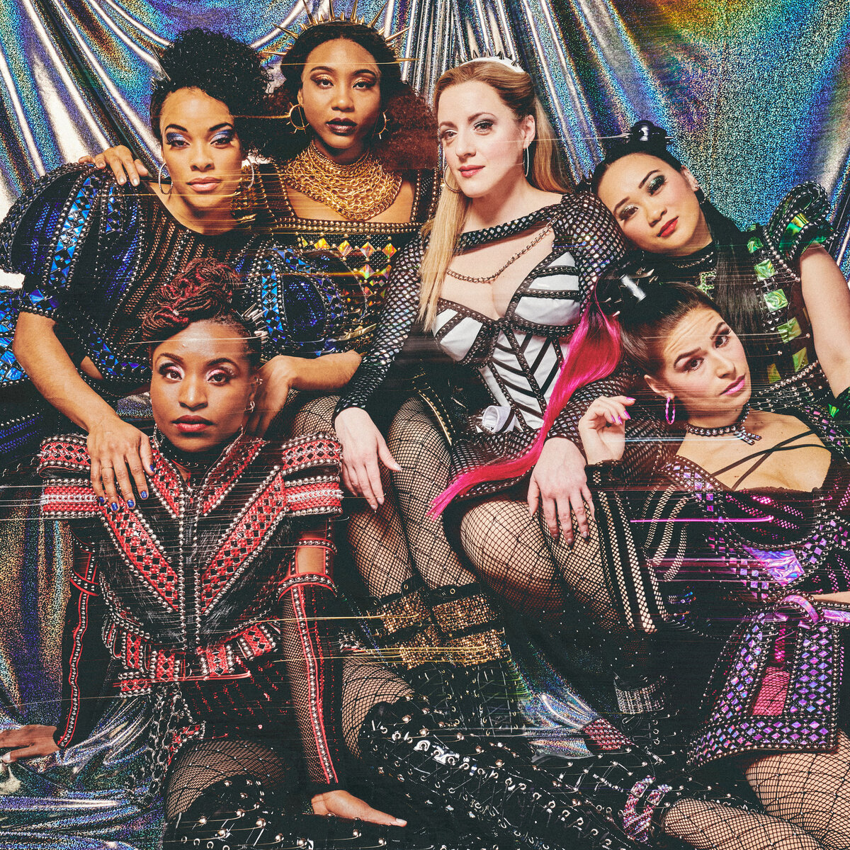 Источник: https://www.nytimes.com/2020/02/27/theater/six-broadway.html