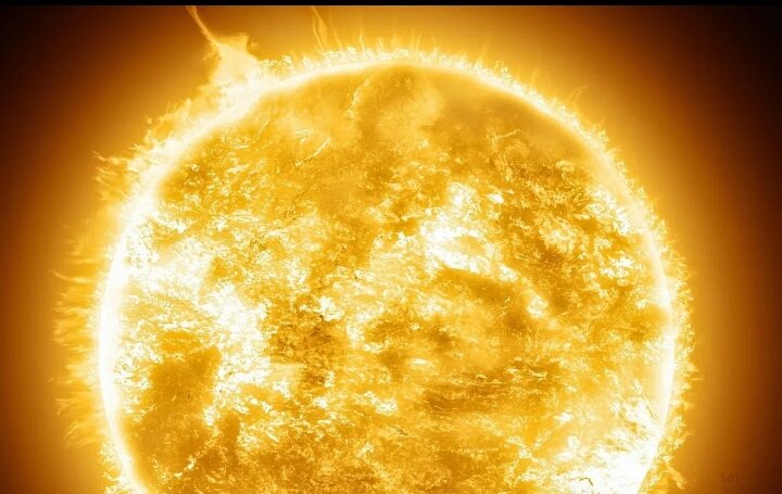 Картинка взята из источника: https://catherineasquithgallery.com/belye-fony/10692-solnce-na-belom-fone-112-foto.html