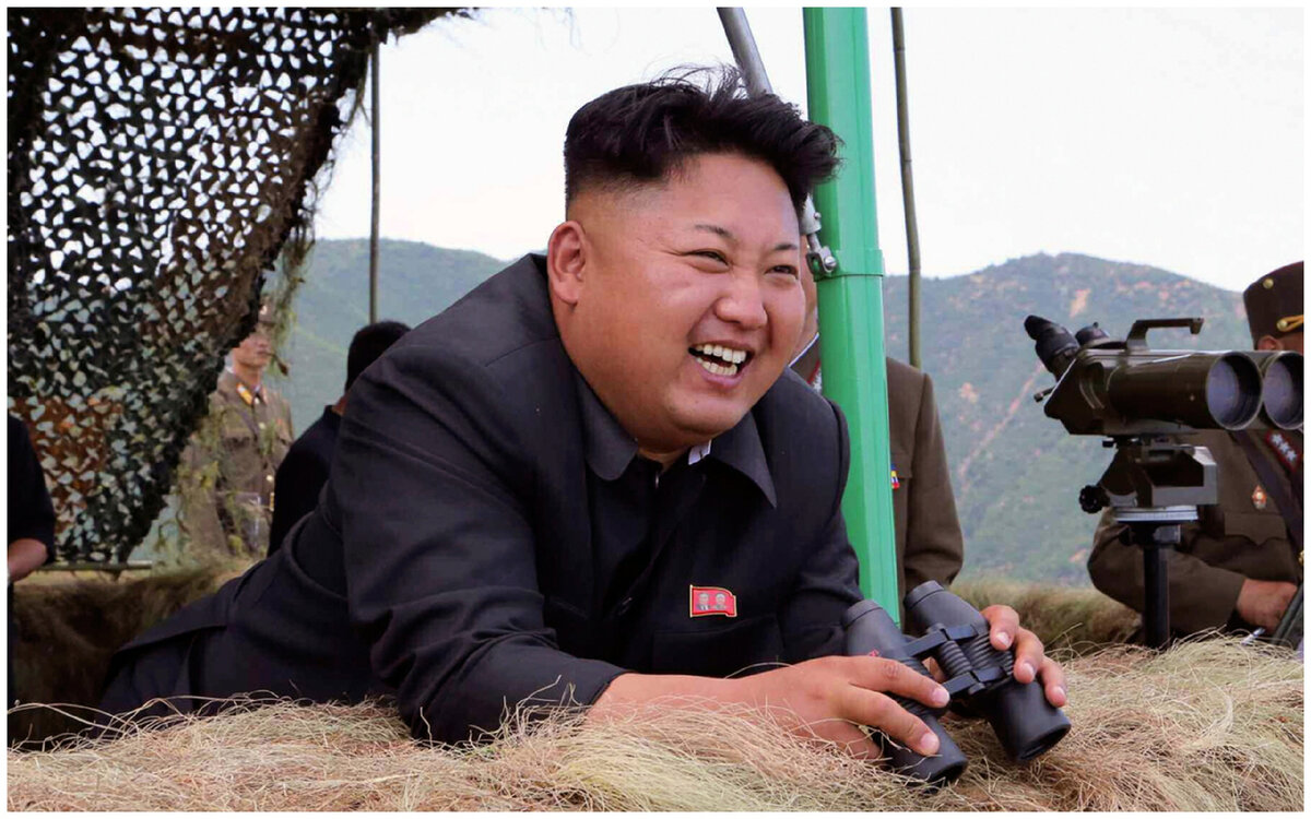 Ким Чен Ын — военный и партийный деятель КНДР в восторге от подобных новостей из зарубежных СМИ. Фото из открытых источников.