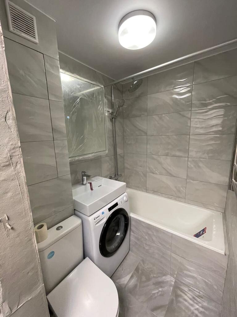 реальных фото ремонта ванной комнаты совмещенного и раздельного санузла в Москве