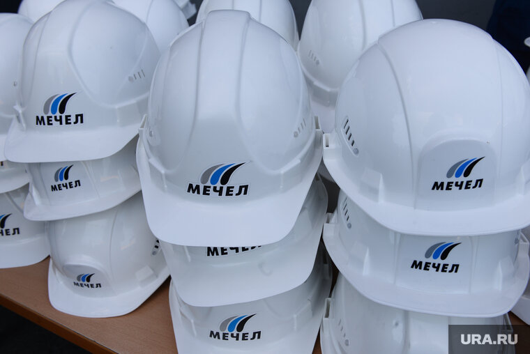    Лот включает движимое и недвижимое имущество