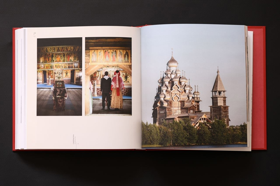    Альбом и фильм про традиционную карельскую свадьбу презентовали в Нью-Йорке сообщество музея "Кижи" во "ВКонтакте"