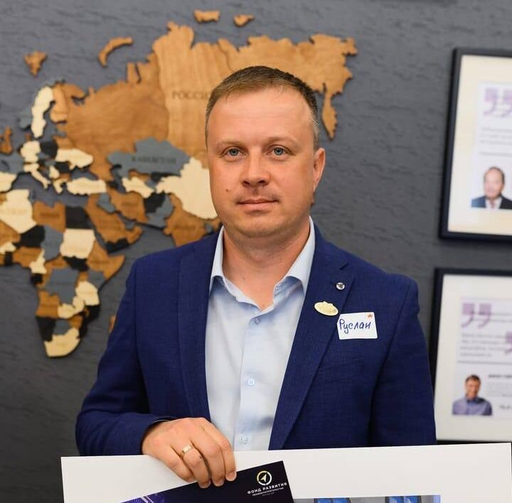 Как бизнесмен из Кемерова воспитывает будущих чемипонов России по футболу