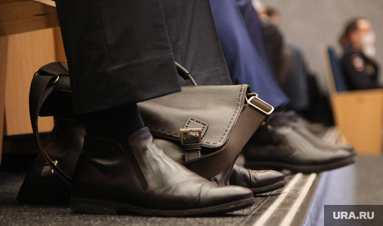    Мэрия Шатровского округа ищет восемь сотрудников в разные отделы администрации