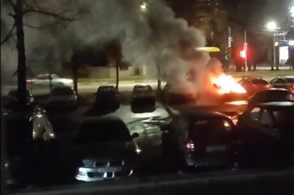    На улице Паши Савельевой в Твери сгорел автомобиль Skoda Octavia