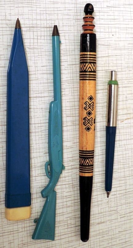 Его первая ручка. Ручка шариковая officespace bp511bu_1280 1мм синяя 178864. Первые шариковые ручки. Его первая ручка. Перьевая ручка 19 века.