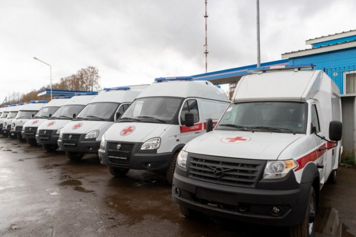    Автопарк Псковской станции скорой помощи пополнился новыми автомобилями