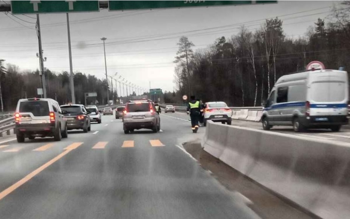    Пробки на границе Тульской области создаёт не только ремонт моста через Оку