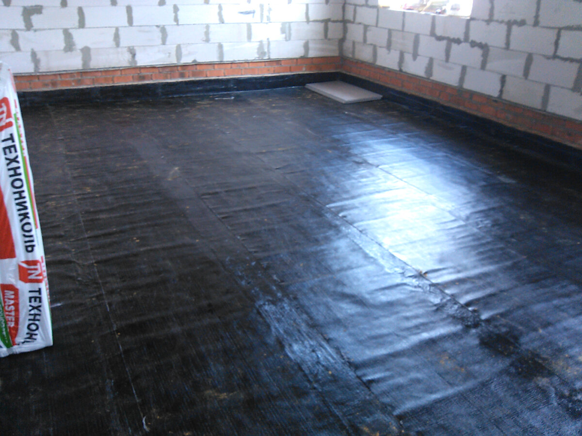 Сделал гидроизоляцию из стеклоизола. @ Горбунов Сергей