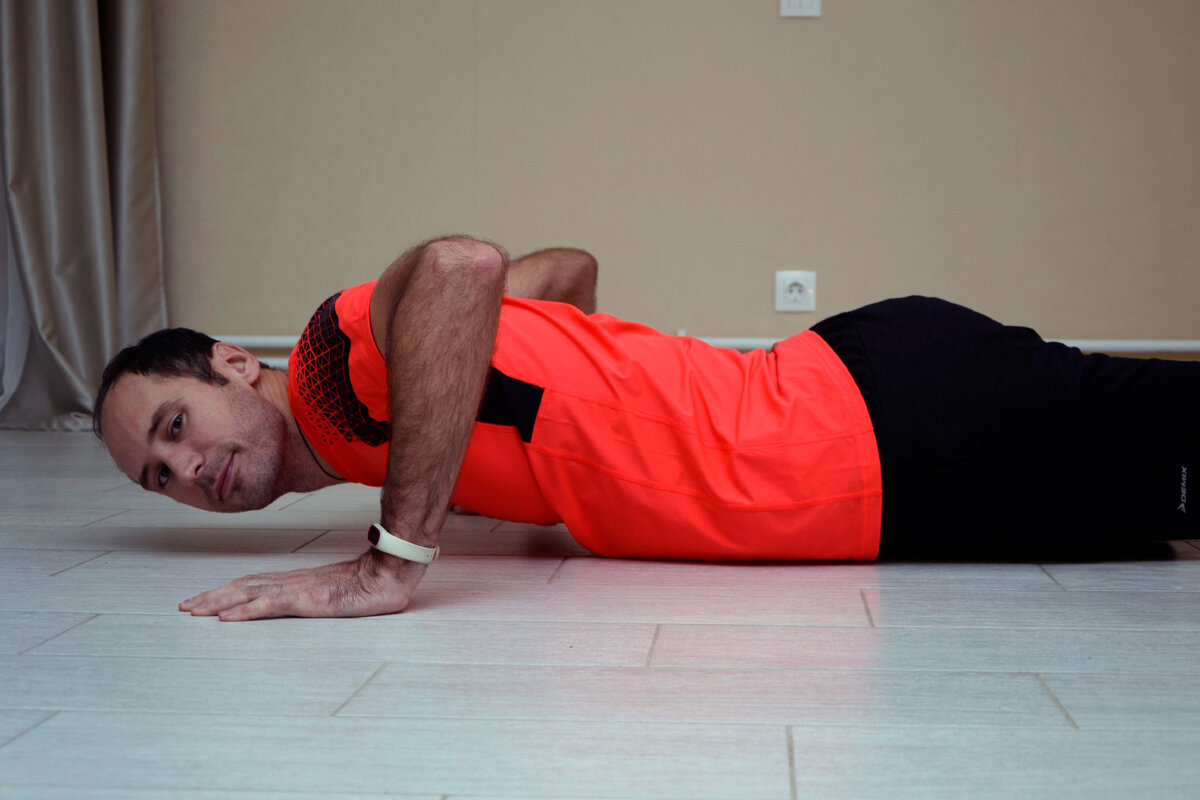 Наверное в тех домах в морозы, на полу уже не полежишь, можно что-нибудь обжечь. @ Горбунов Сергей