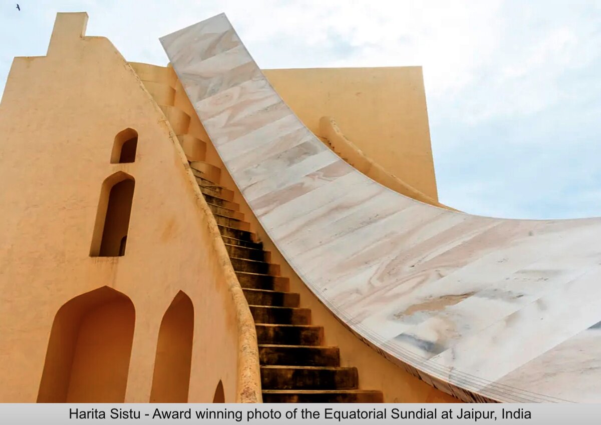 Фото экваториальных часов в Джайпуре, с которым некто Харита Систу победила в фотоконкурсе. Имхо, тот случай, когда с Солнцем и тенью было бы лучше ))
