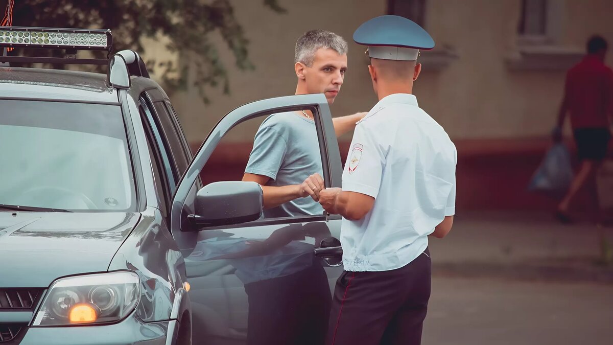     Председатель Следственного комитета России Александр Бастрыкин потребовал предоставить ему доклад по уголовному делу о противоправных действиях в отношении сотрудника ГИБДД в городе Зеленокумске, сообщает СУ СКР по Ставрополью.