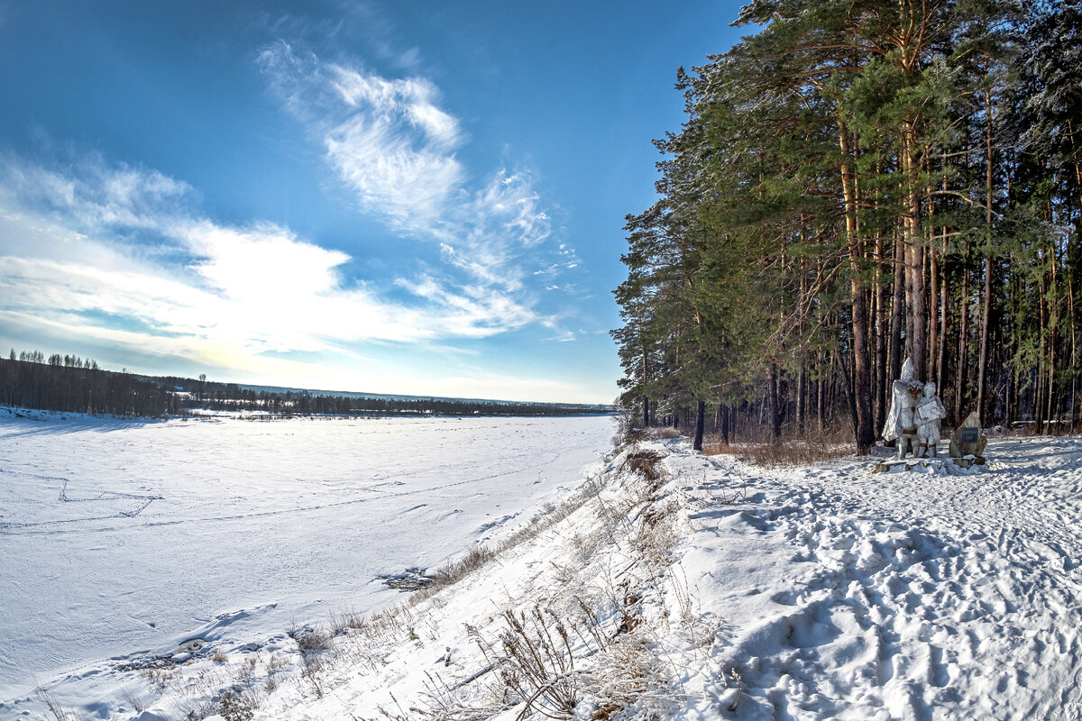 Окрестности санатория "Рассветы над Бией"- река Бия, сосновый бор, месторождение серебряной воды и глины