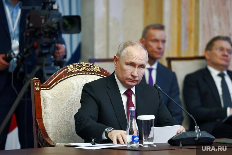    По итогам переговоров с Токаевым будут подписаны документы, заявил Путин