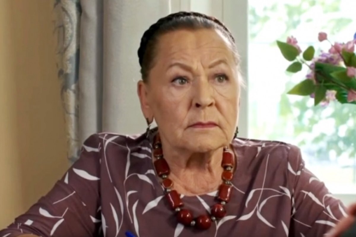    Рязанова пожалела, что когда-то выгнала сына из дома