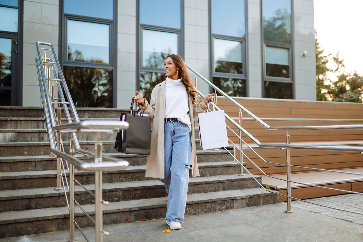 Крыльцо на входе в магазин