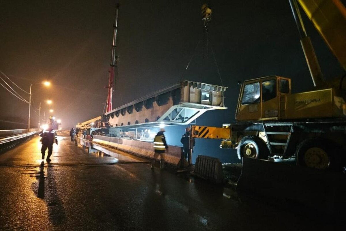    На Шакшинском мосту в Уфе начали монтаж балок