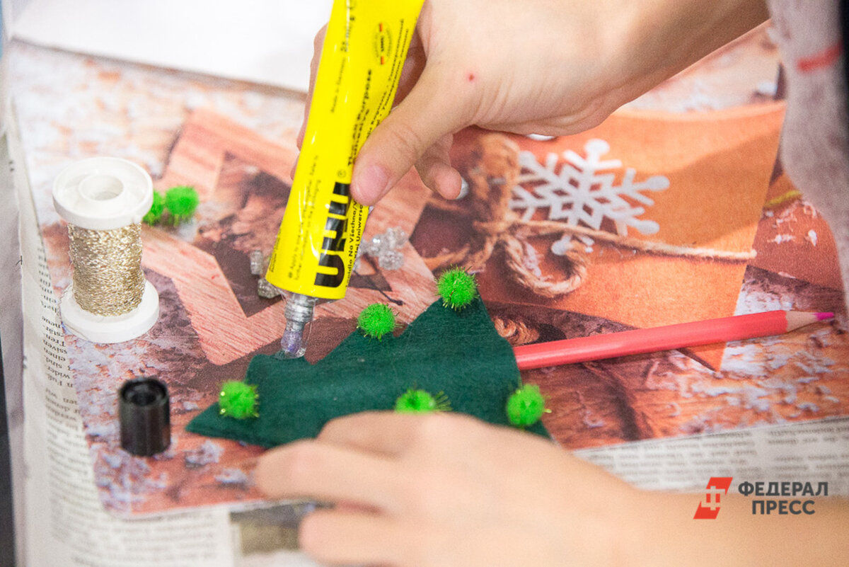 Общая концепция украшения елки будет выполнена по мотивам картины «Царевна-Лебедь».  Фото: ФедералПресс / Виктор Вытольский