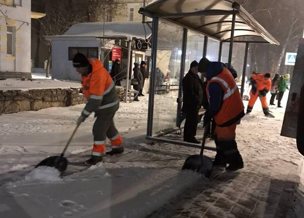    Меры по предупреждению ЧС из-за непогоды ввели в Пскове до весны