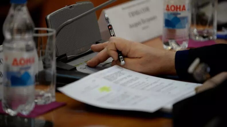     Сыновьей главы Чечни Рамзана Кадырова наградили орденом «Даймехкан Сий», сообщил в Telegram министр республики по национальной политике, внешним связям, печати и информации Ахмед Дудаев.