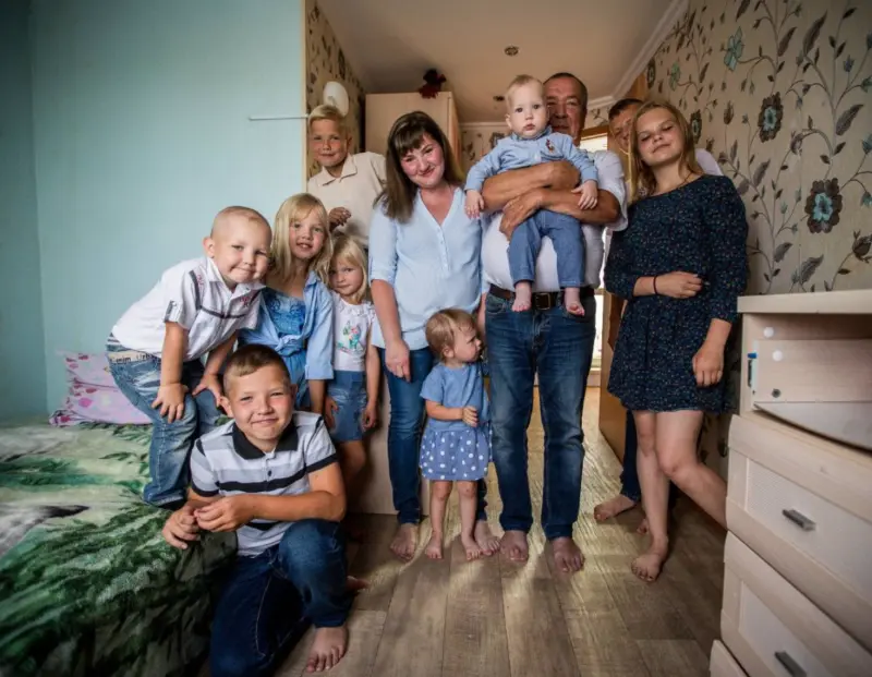 Многодетные семьи освободят от НДФЛ? Фото: sneg. top