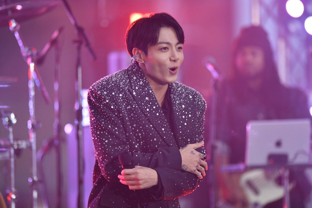 Холодно, однако! И как они тут живут ..