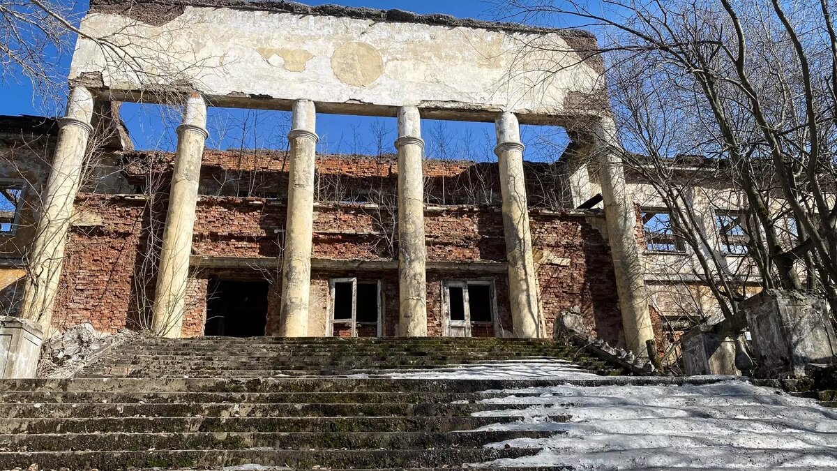     В Ростовской области огласили приговор по делу главы Мартыновского района, которого подозревали в халатности из-за гибели детей в заброшенном здании, подробности рассказали в Следственном управлении СК РФ региона.