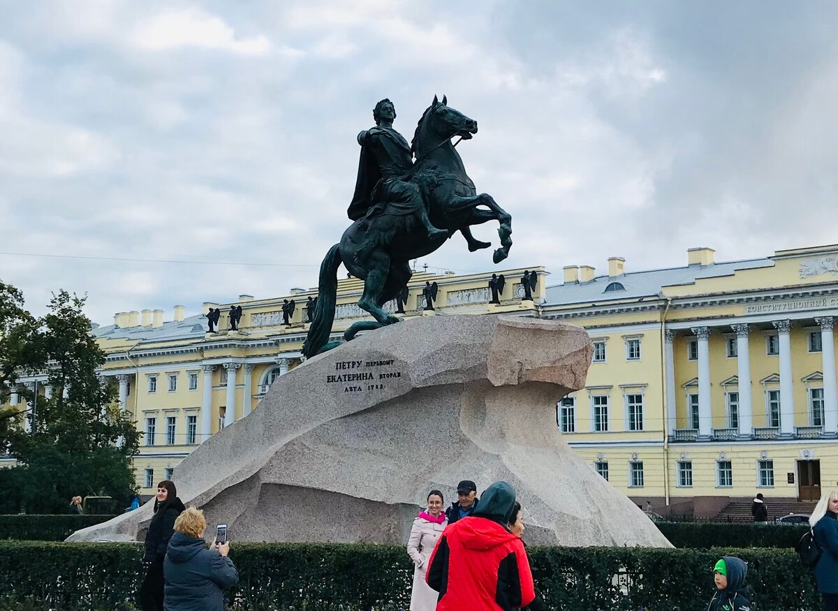 Парадоксы Петербурга: несколько фактов о городе, которые сложно объяснить |  Петербург. Детали. | Дзен