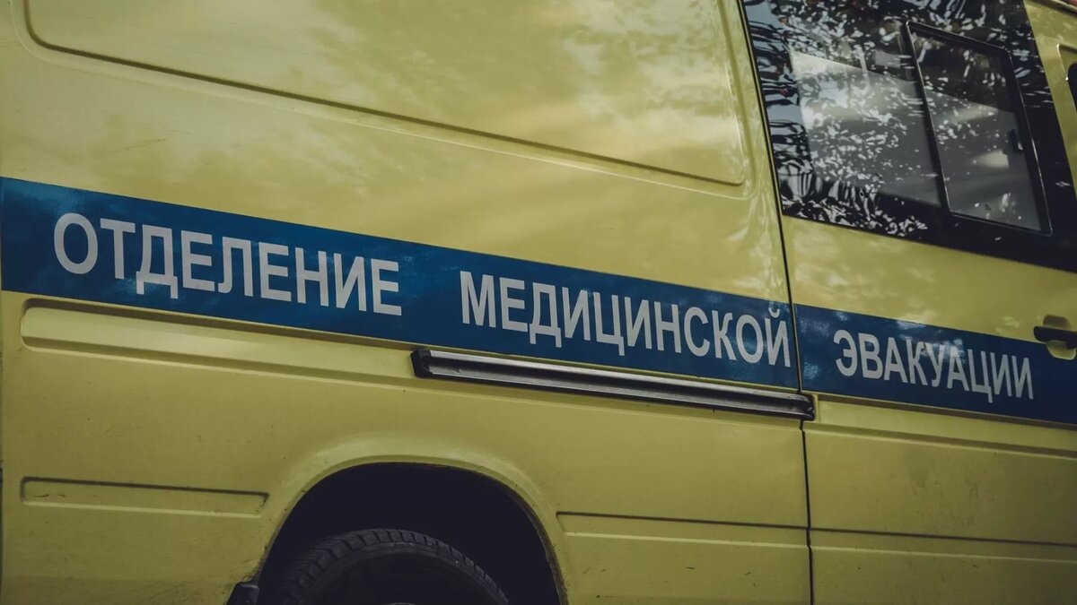     Жители поселка Горноправдинск в Ханты-Мансийском районе пожаловались на отсутствие морга. Покойников возят в окружную столицу на судмедэкспертизу, а затем возвращают родственникам и те вынуждены оставлять мертвых у себя во дворах или квартирах.