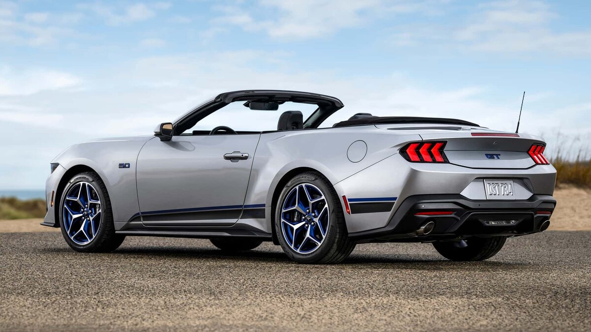 Ford Mustang Convertible 2018