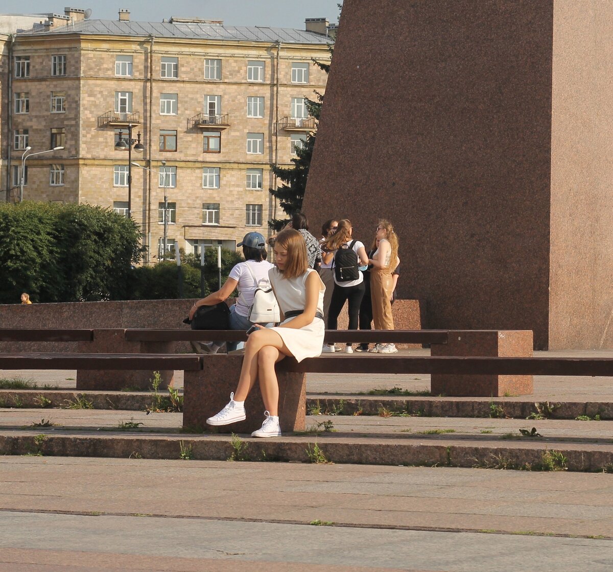 Вид на жилую сталинку на Московском проспекте