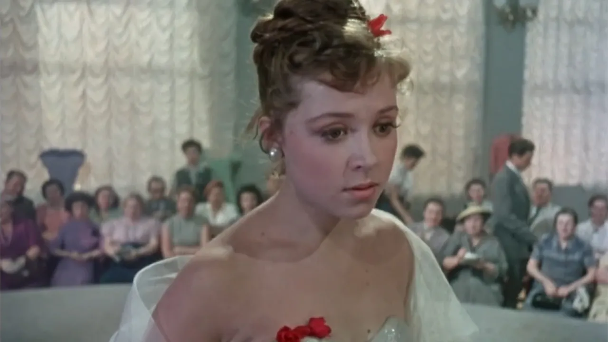 девушка без адреса фильм 1957 светлана карпинская. девушка без адреса фильм 1957. девушка без адреса стройка. светлана карпинская 1957. светлана харитонова актриса.