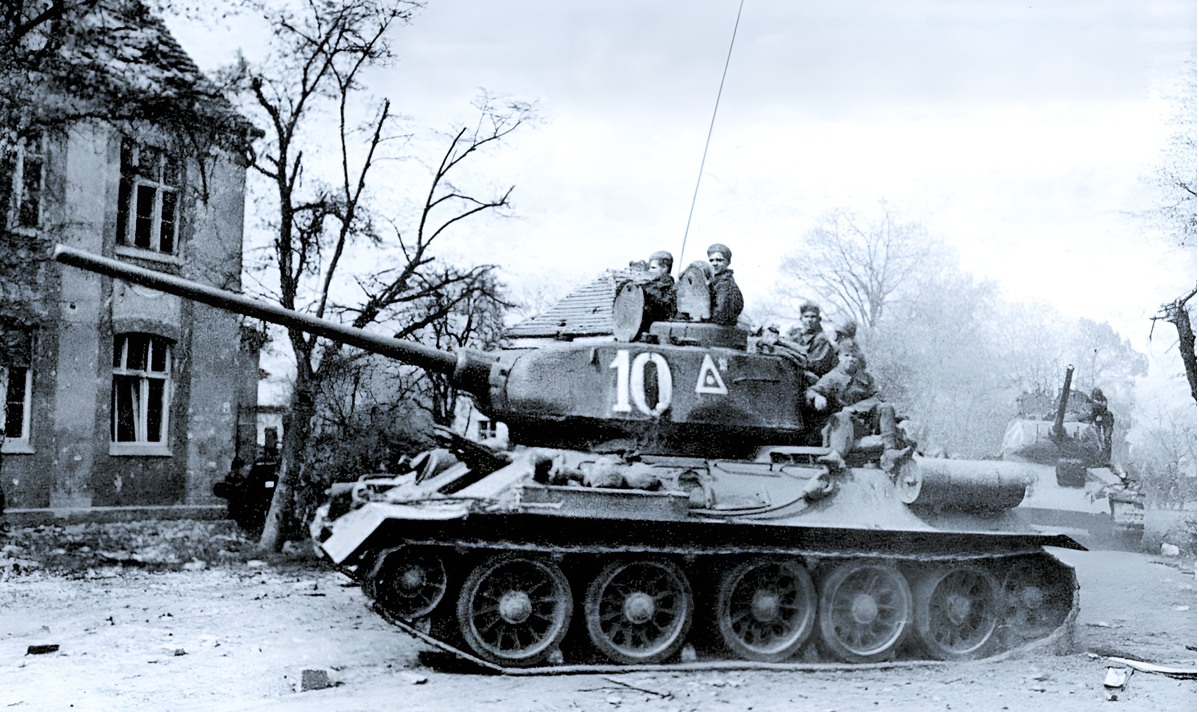 Т-34-85 с десантом на броне, 1945 г.