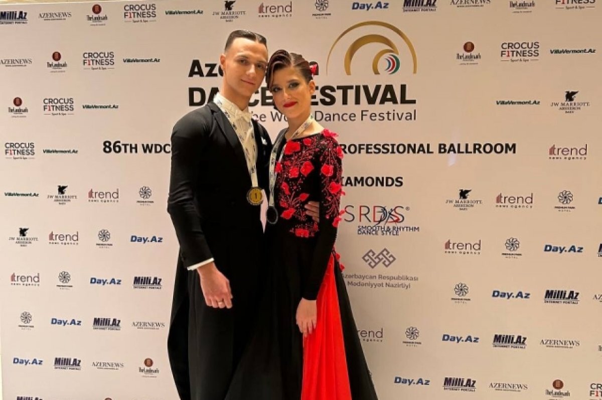    Чемпионы мира по бальным танцам.