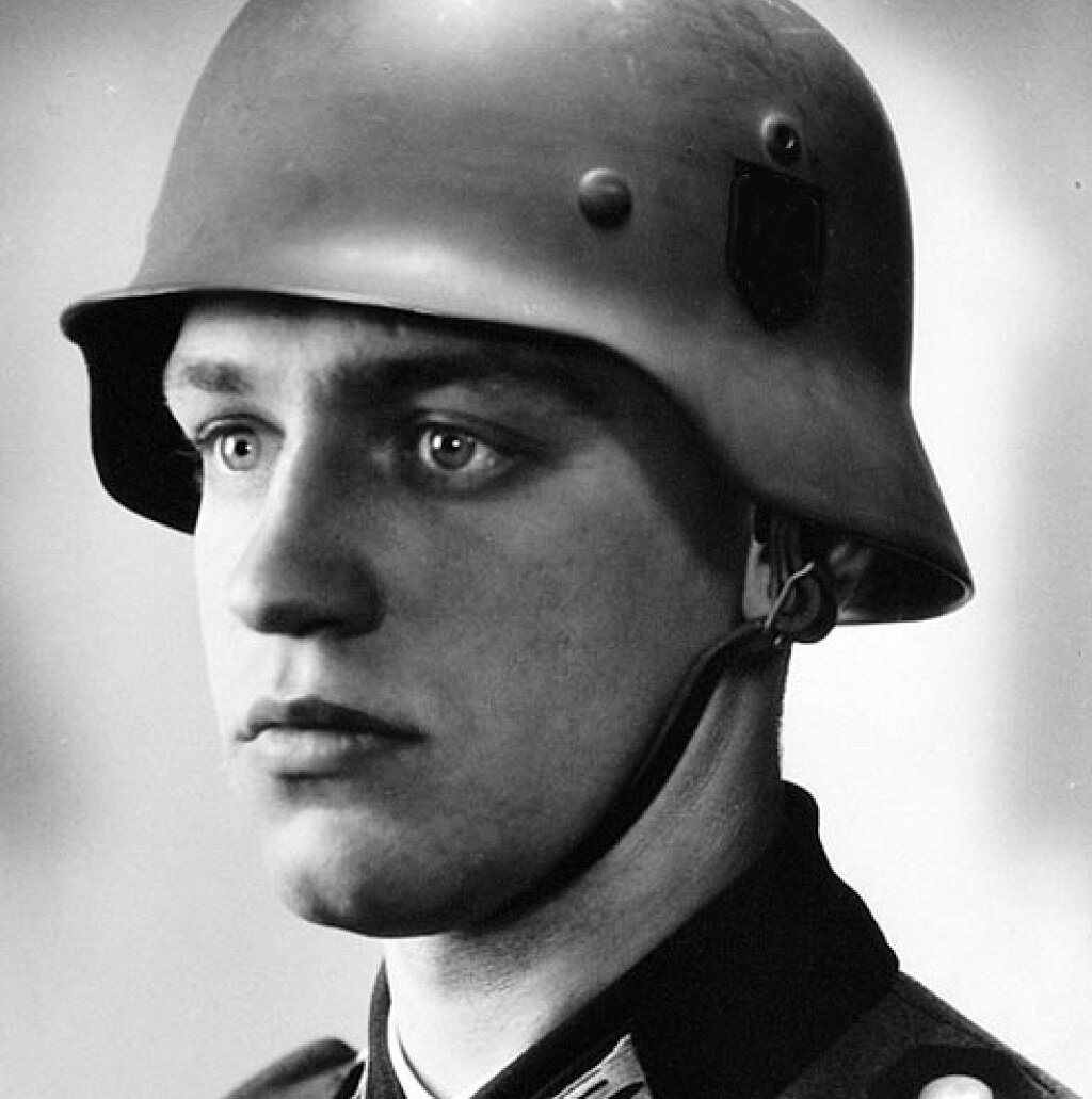 Тоже чуть чуть ариец. Вернер Гольдберг. Идеальный немецкий солдат Вернер. Вернер Гольдберг фото. Вернер Гольдберг военнослужащий вермахта.