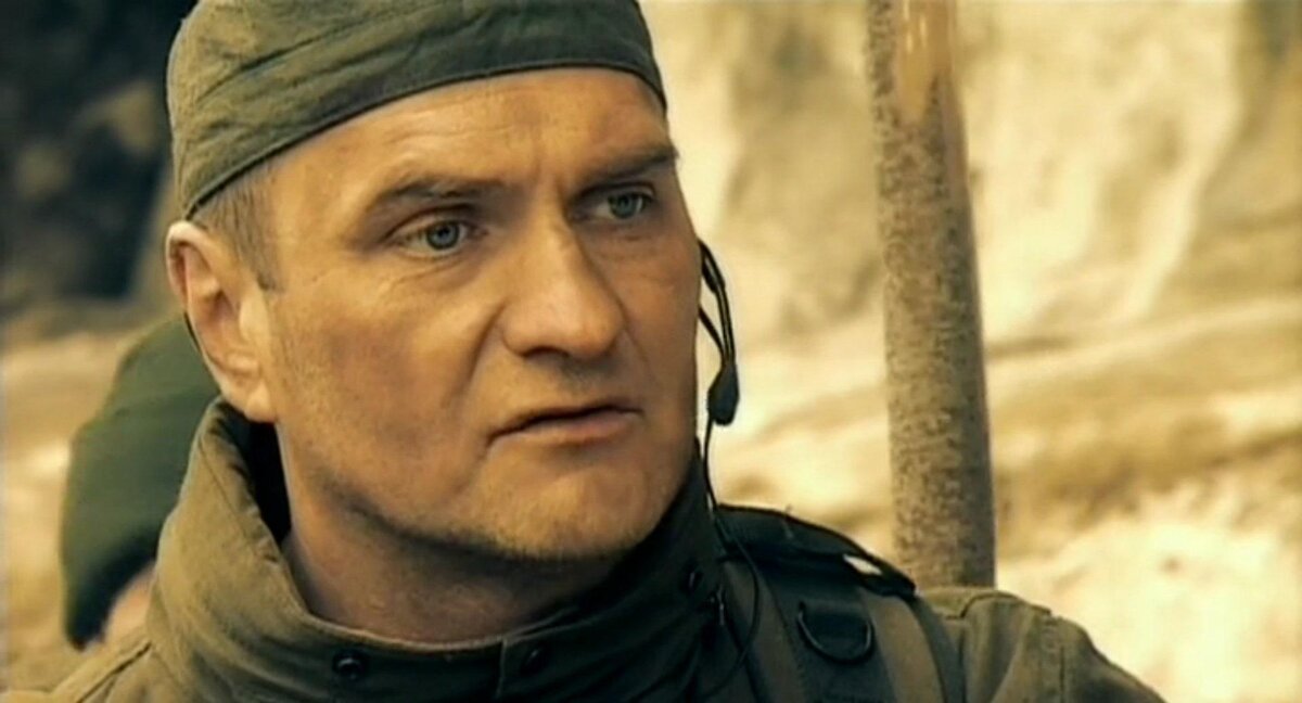 Александр Балуев