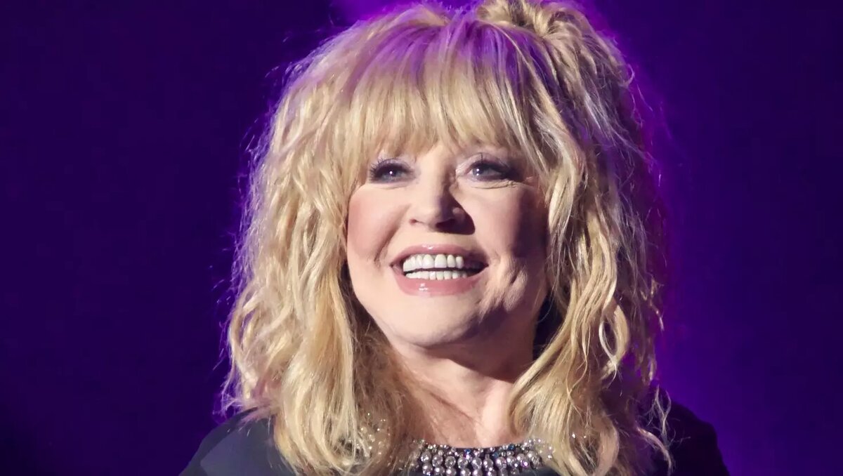     Именно там близкие Аллы Борисовны праздновали день рождения ее крестницы Алины Галкиной.